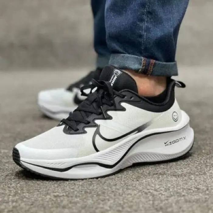 نایک زوم ایکس لبخند سفید Nike Zoom X Smiley کد k380
