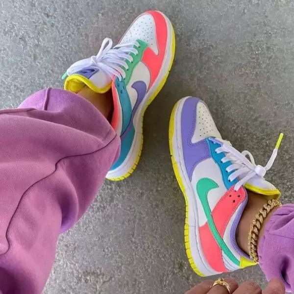 کتونی نایکSB لنگه به لنگه Nike Dunk Easter Candy