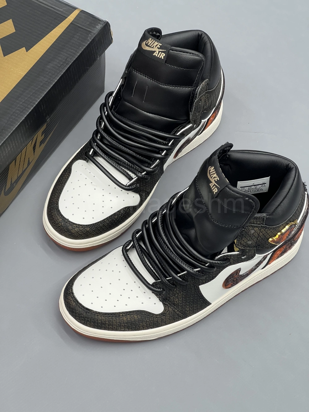 کفش جردن وان ساقدار ژانوو سال مار Jordan 1 Retro High OG Xuanwu