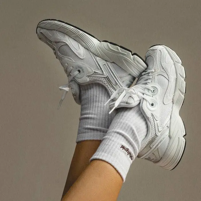 کتونی آدیداس آستیر adidas Astir