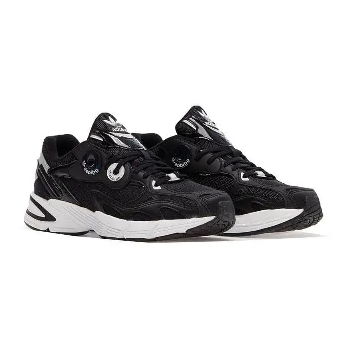 کتونی آدیداس آستیر adidas Astir