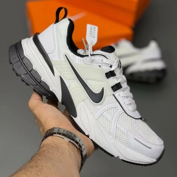 کتونی نایک وی تو کی ران سفید مشکی NIKE V2K RUN