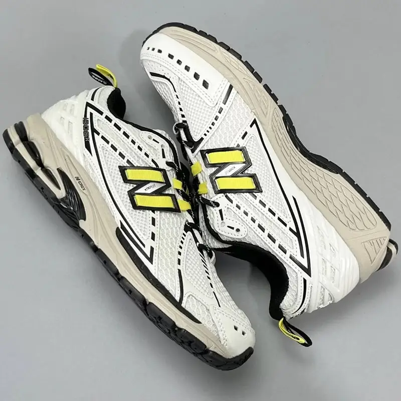 کفشنیوبالانس 1906 کرم زرد New Balance 1906R GANNI Egret