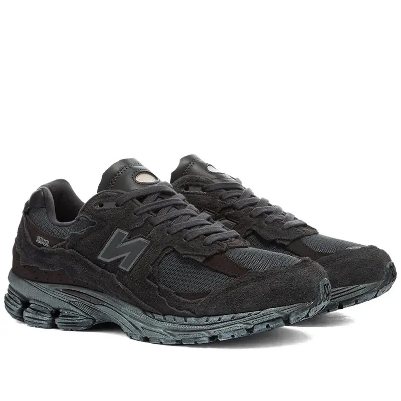 کتونی نیوبالانس 2002R مشکی New Balance