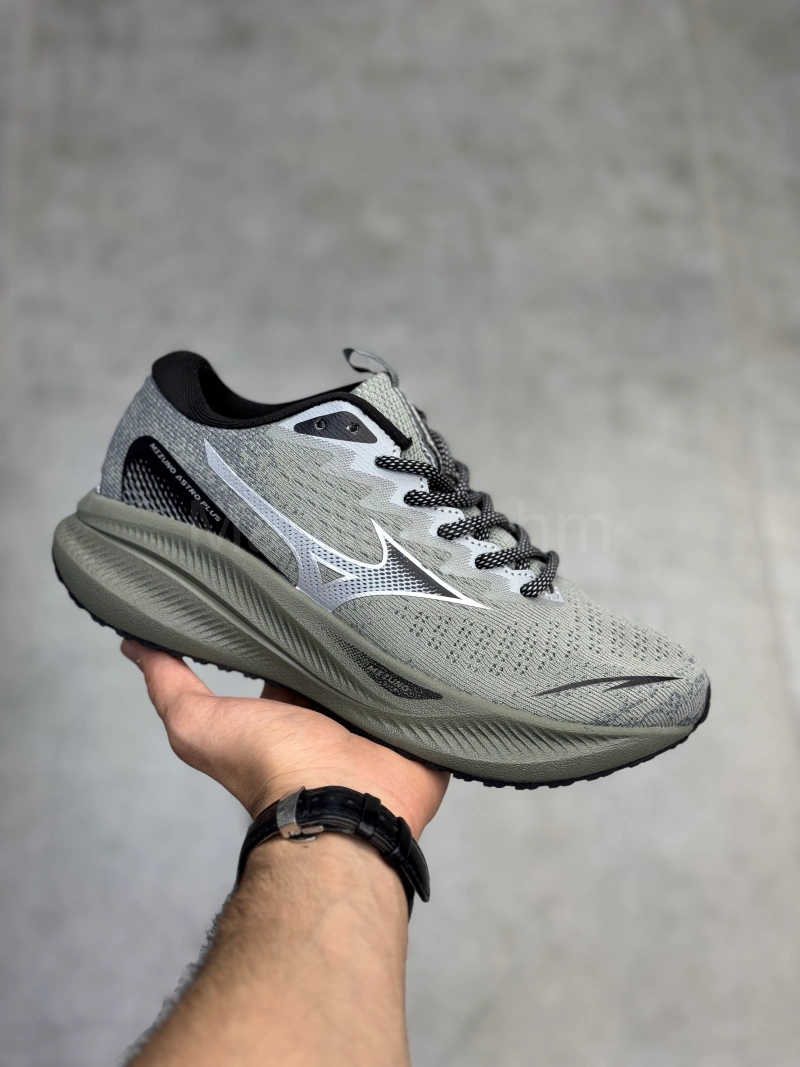 کفش میزانو استرو پلاس سبز زیتونی Mizuno Astro Plus Olive Green