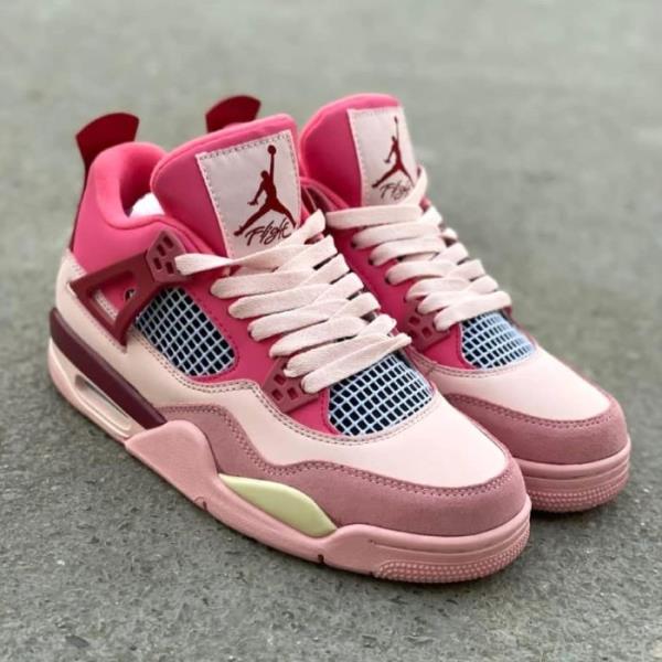 نایک جردن 4 رترو صورتی Jordan 4 Retro Pink