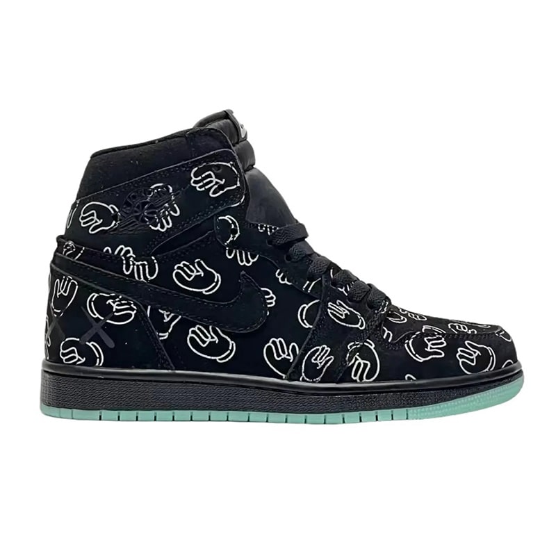 نایک جردن وان رترو کاز مشکی Jordan 1 Retro Kaws Black