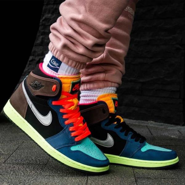 کتونی نایک ایر جردن 1 توکیو Jordan 1 mid Retro Tokyo