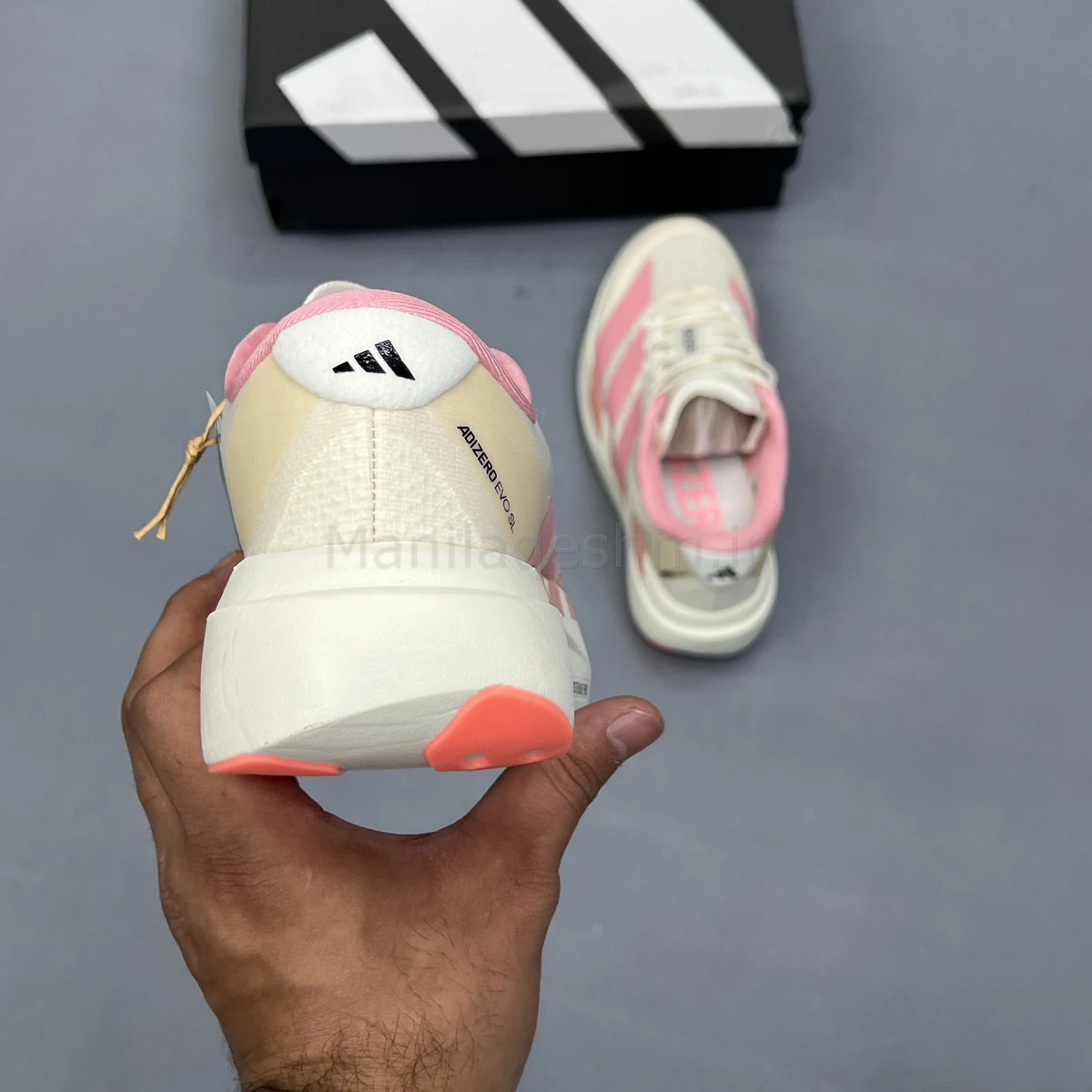کفش آدیداس آدی زیرو کرم صورتی Adidas Adizero Evo SL