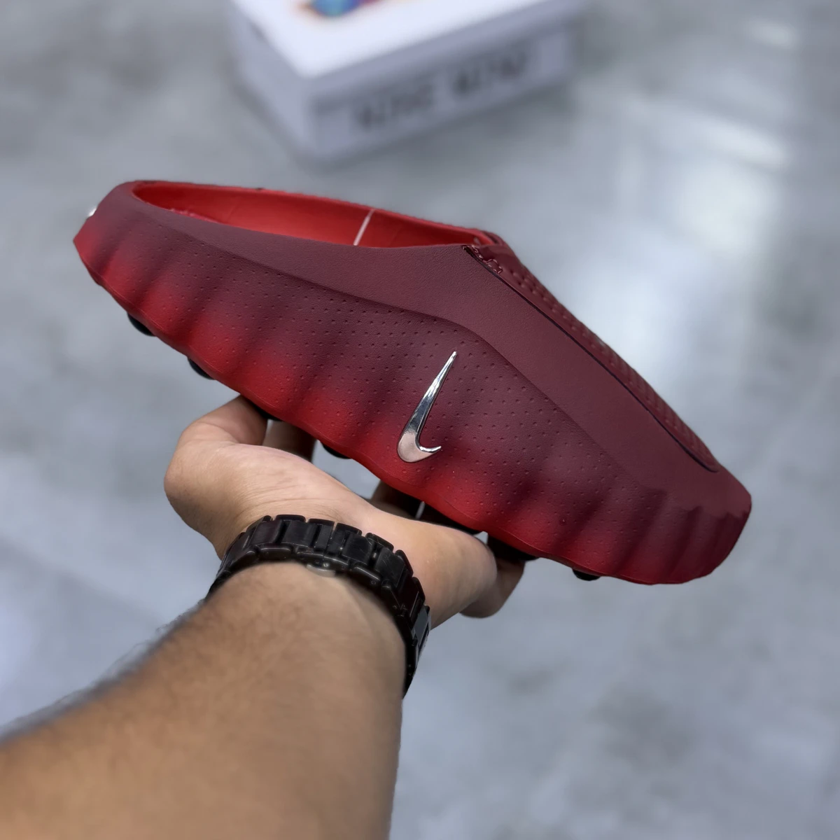 دمپایی نایک مایند قرمز Nike Mind
