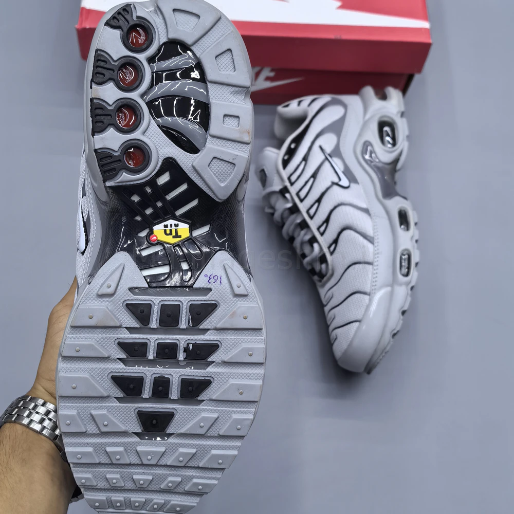 کفش نایک ایر مکس تی‌ان طوسی Nike Air Max TN Plus