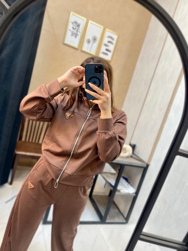 ست پرادا 0122 